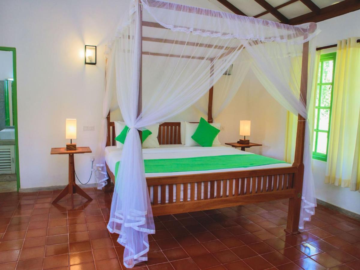 Thalpe Walawwa Heritage Villa Unawatuna Eksteriør bilde