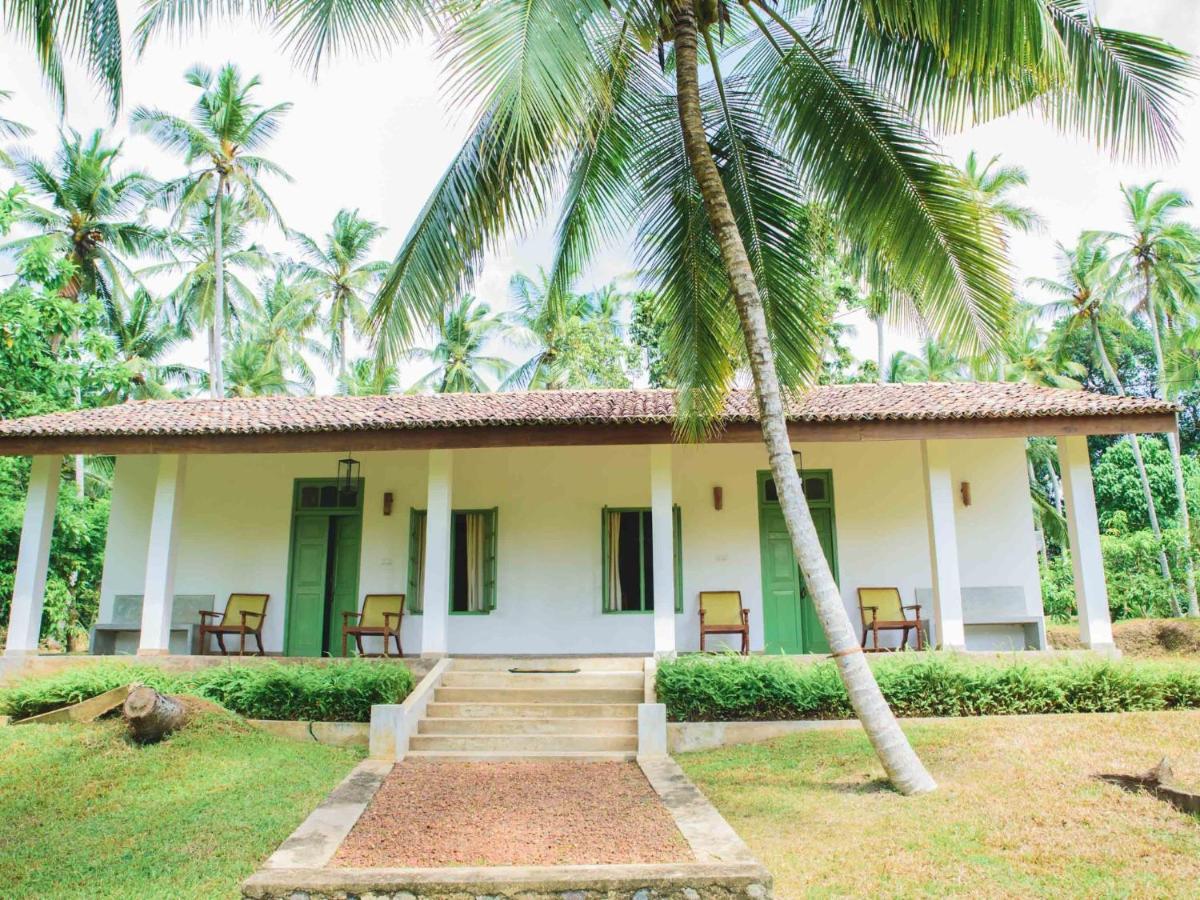Thalpe Walawwa Heritage Villa Unawatuna Eksteriør bilde