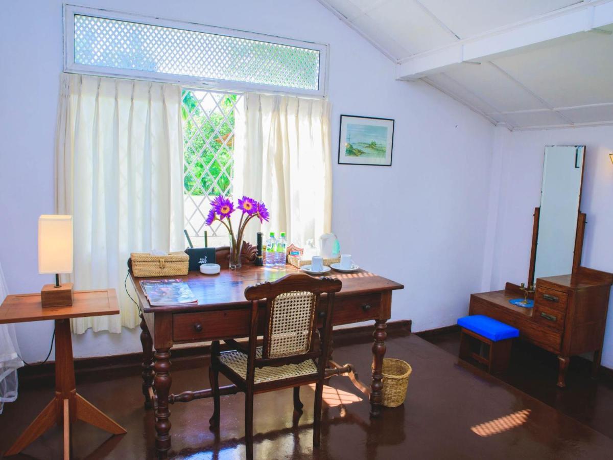 Thalpe Walawwa Heritage Villa Unawatuna Eksteriør bilde