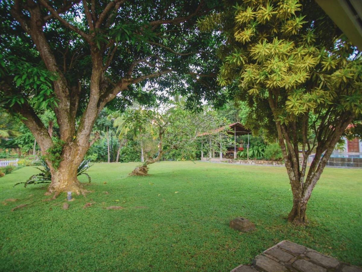 Thalpe Walawwa Heritage Villa Unawatuna Eksteriør bilde